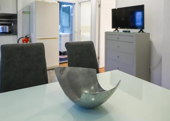 Dina House Apartman Nazaré